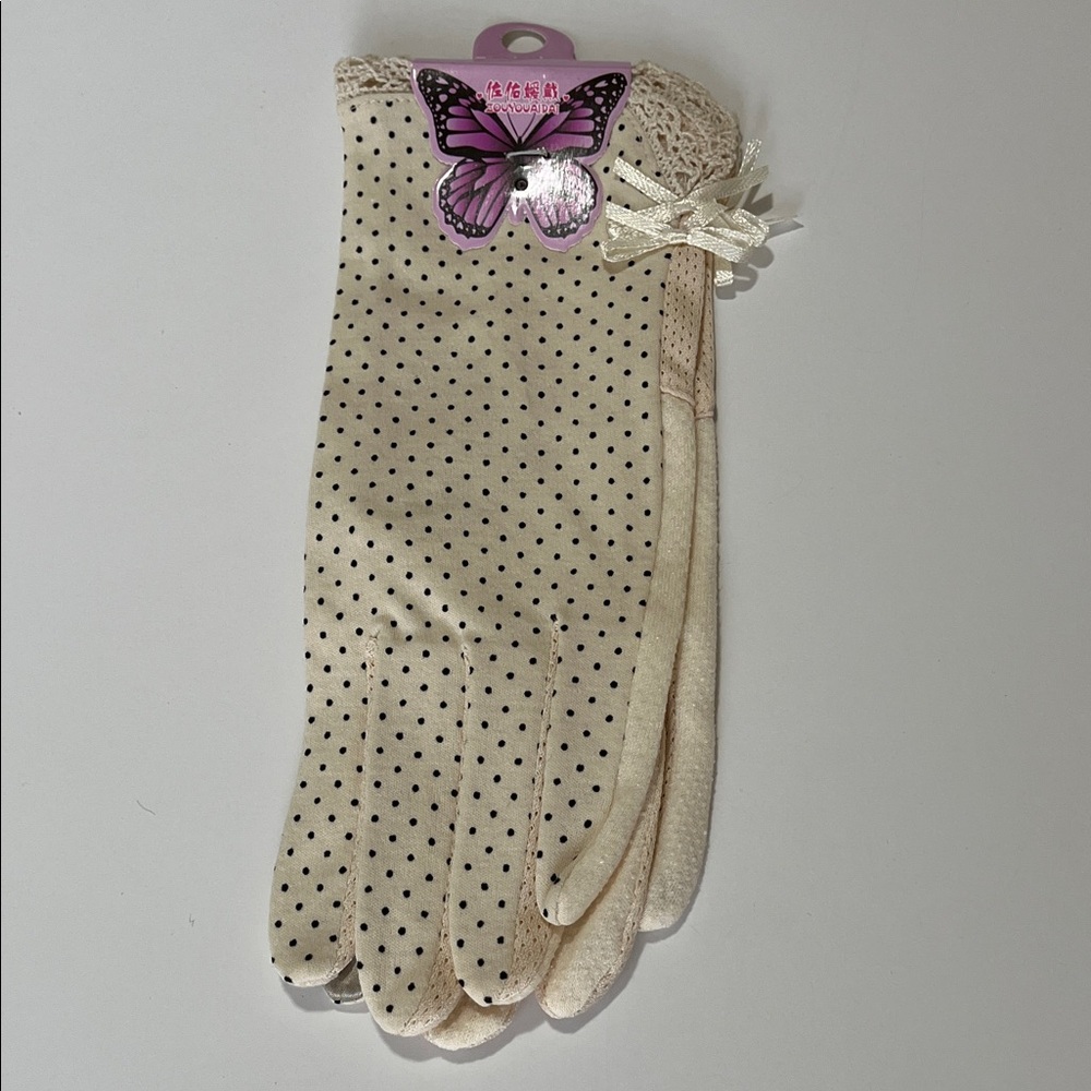 Polka Dot Lace Gloves